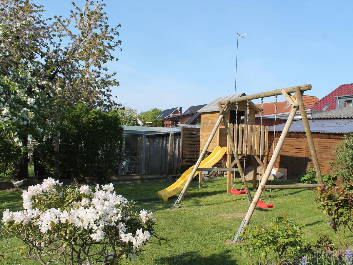 Holiday home Alluring In With Garden